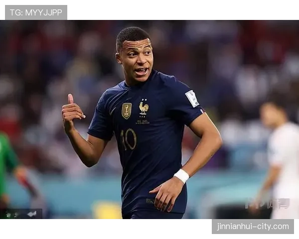 姆巴佩与哈兰德射门选择差异折射单点驱动与多点参与进攻结构之别